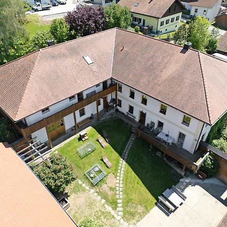 Ferienhof Schuetz Eschlkam Esterno foto