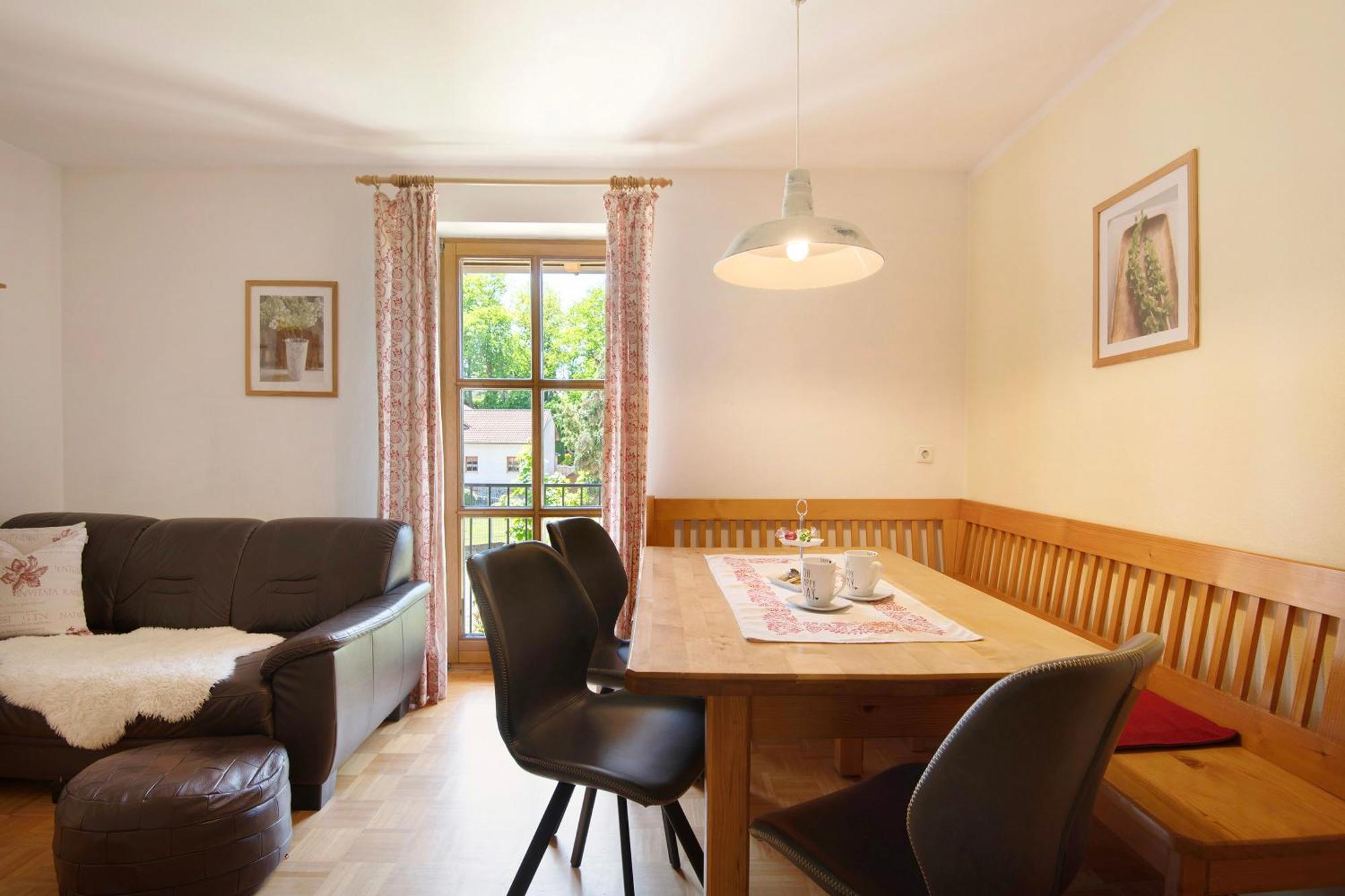 Ferienhof Schuetz Eschlkam Esterno foto