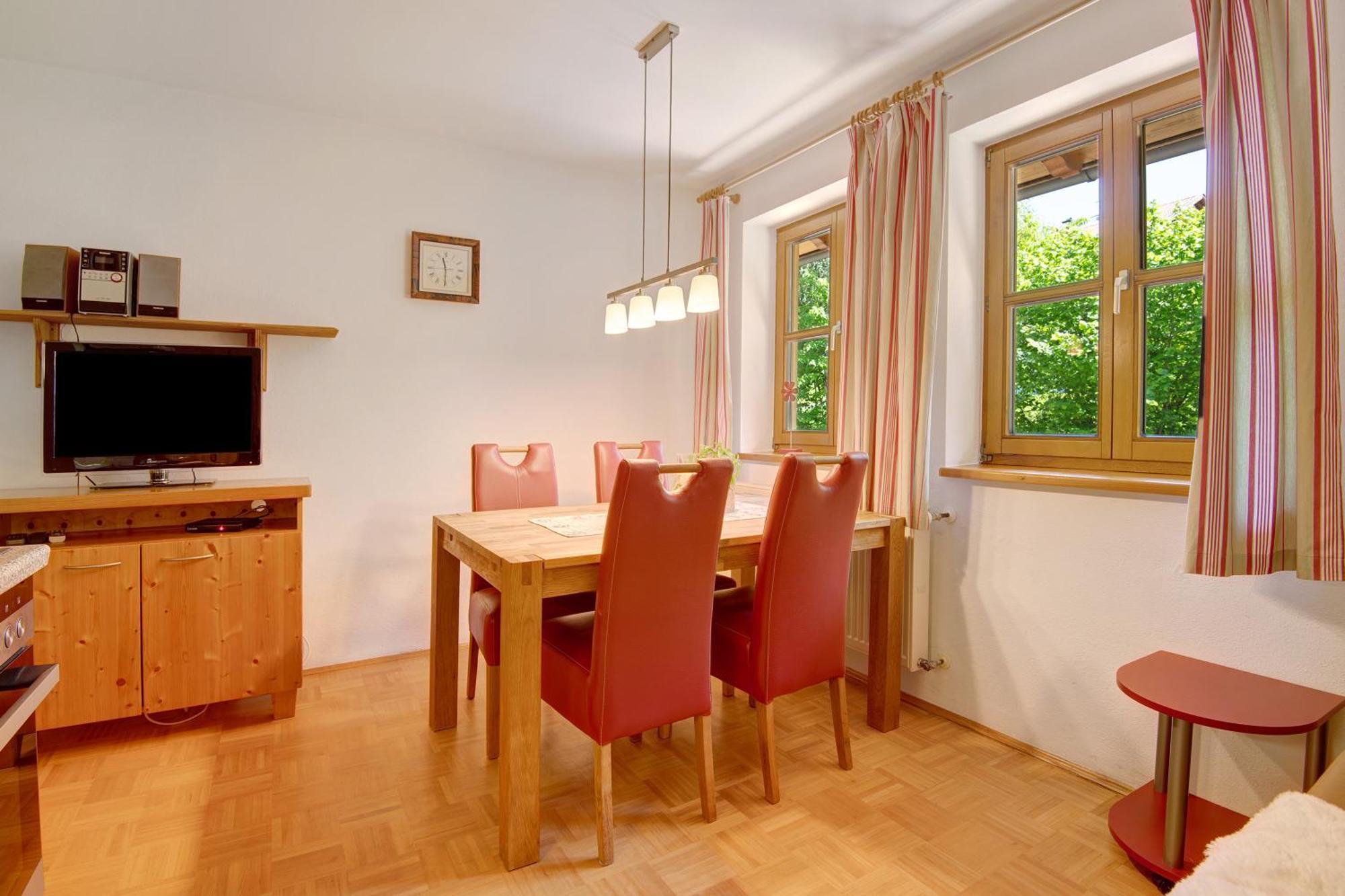 Ferienhof Schuetz Eschlkam Esterno foto
